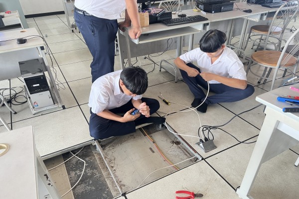 การสอนของครูโหน่ง