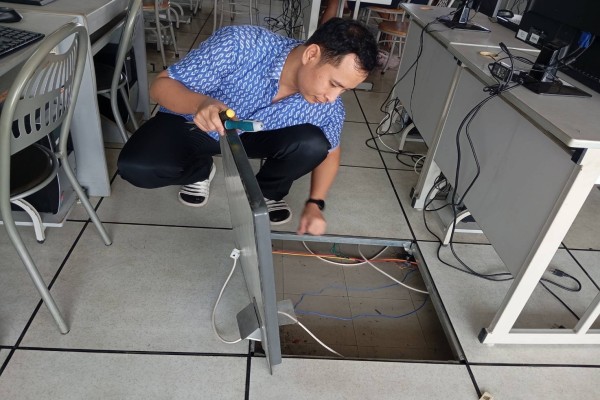 การสอนของครูโหน่ง
