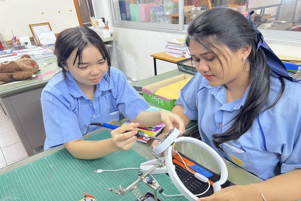การสอนของครูโหน่ง